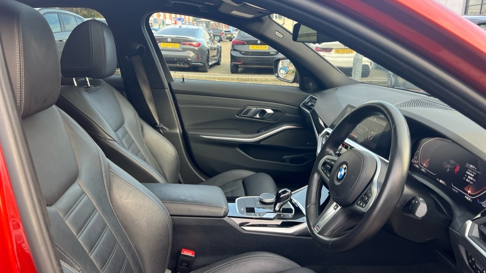 Used BMW 3 Series 2022 for sale - 76602827: Photo 11