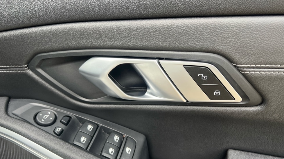 Used BMW 3 Series 2022 for sale - 76826757: Photo 29