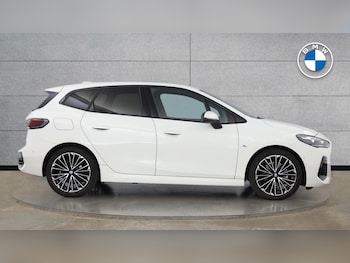 Used BMW 2 Series 2024 for sale - 76609693: Photo