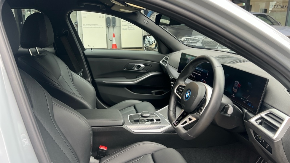 Used BMW 3 Series 2025 for sale - 76731454: Photo 11