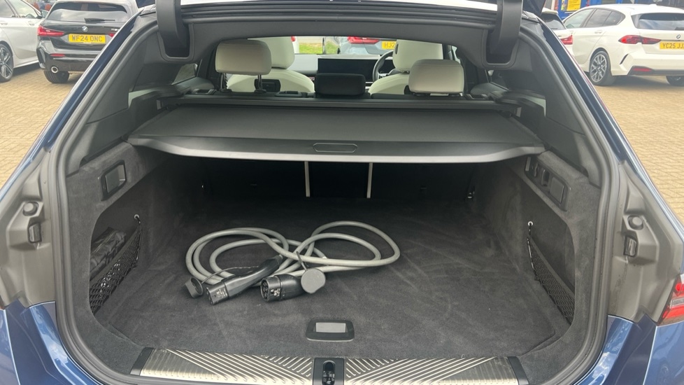 Used BMW i5 2025 for sale - 76441928: Photo 13