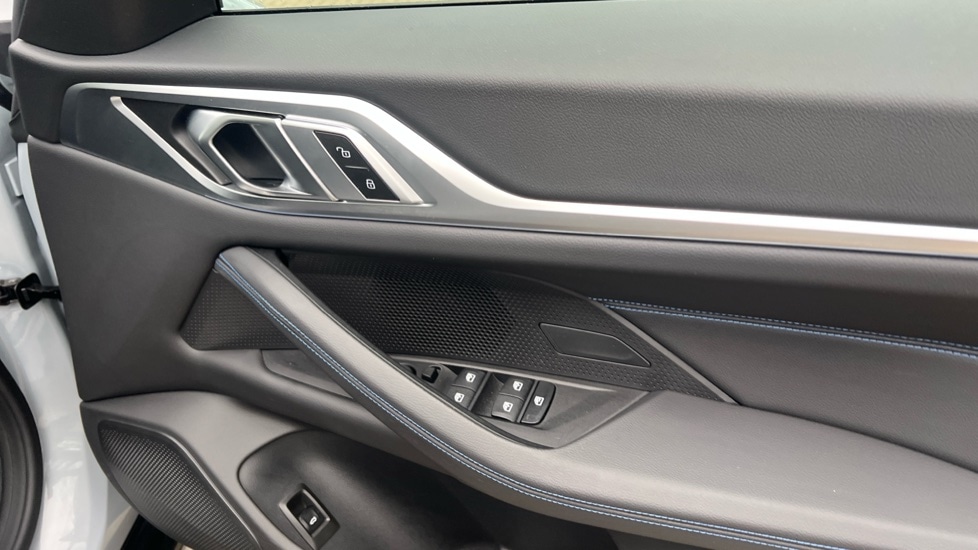 Used BMW i4 2025 for sale - 76466333: Photo 30