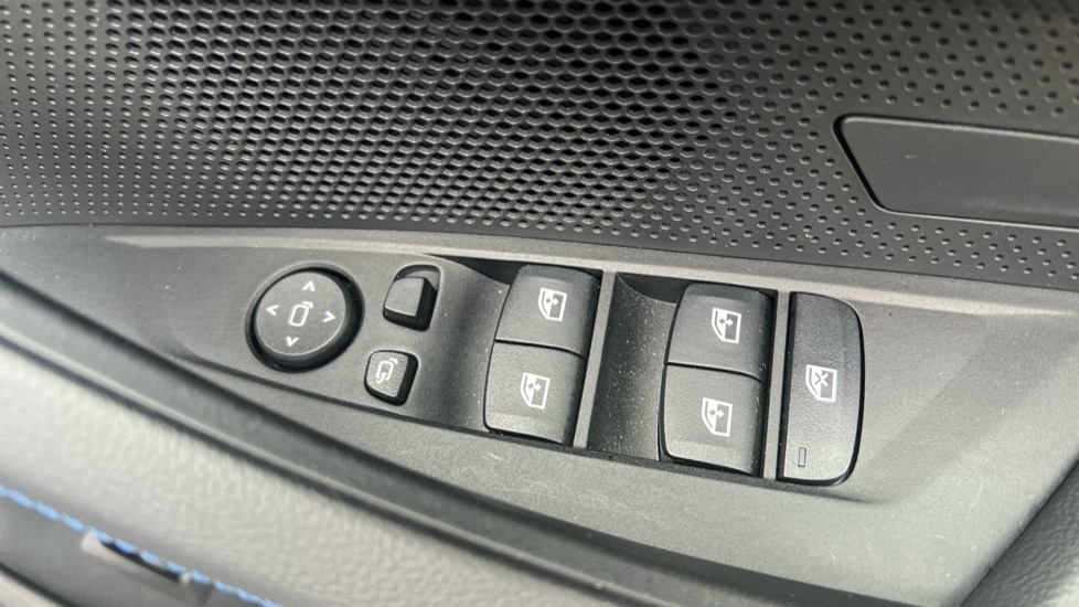 Used BMW i4 2025 for sale - 76466333: Photo 31