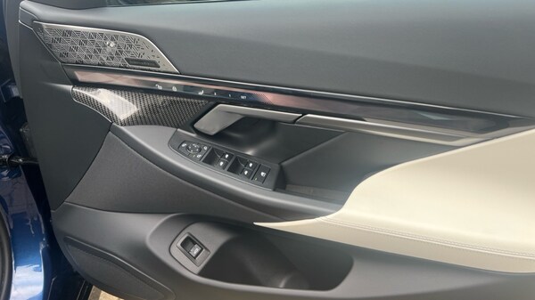 Used BMW i5 2025 for sale - 76244599: Photo 31
