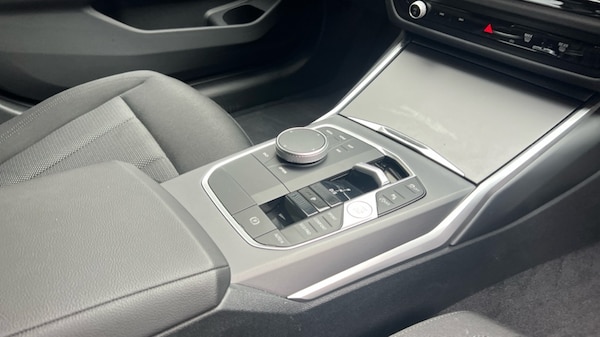 Used BMW 3 Series 2025 for sale - 76244441: Photo 10