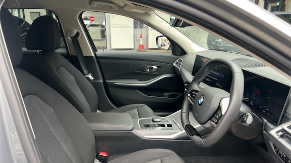 Used BMW 3 Series 2025 for sale - 76244441: Photo 11