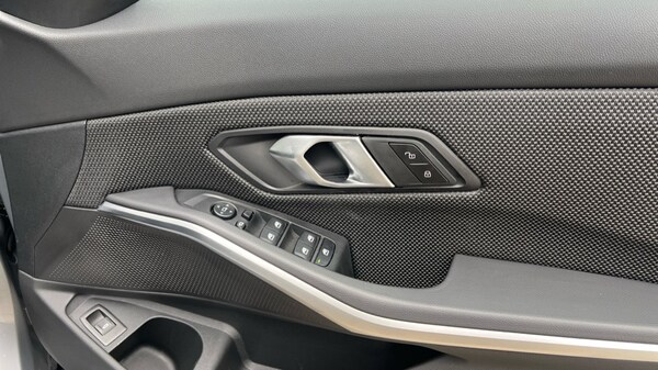 Used BMW 3 Series 2025 for sale - 76244441: Photo 28