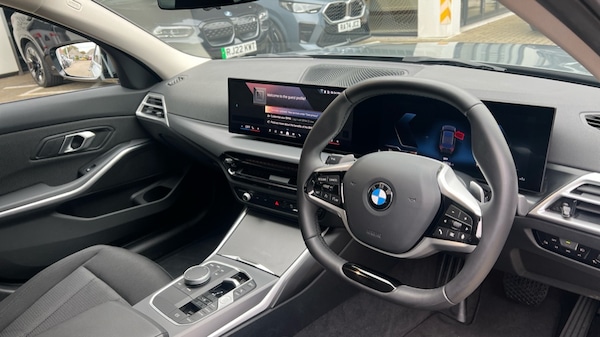 Used BMW 3 Series 2025 for sale - 76244441: Photo 6