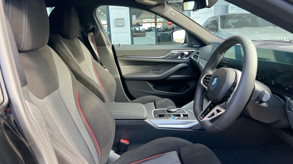 Used BMW i4 2025 for sale - 76501544: Photo 11