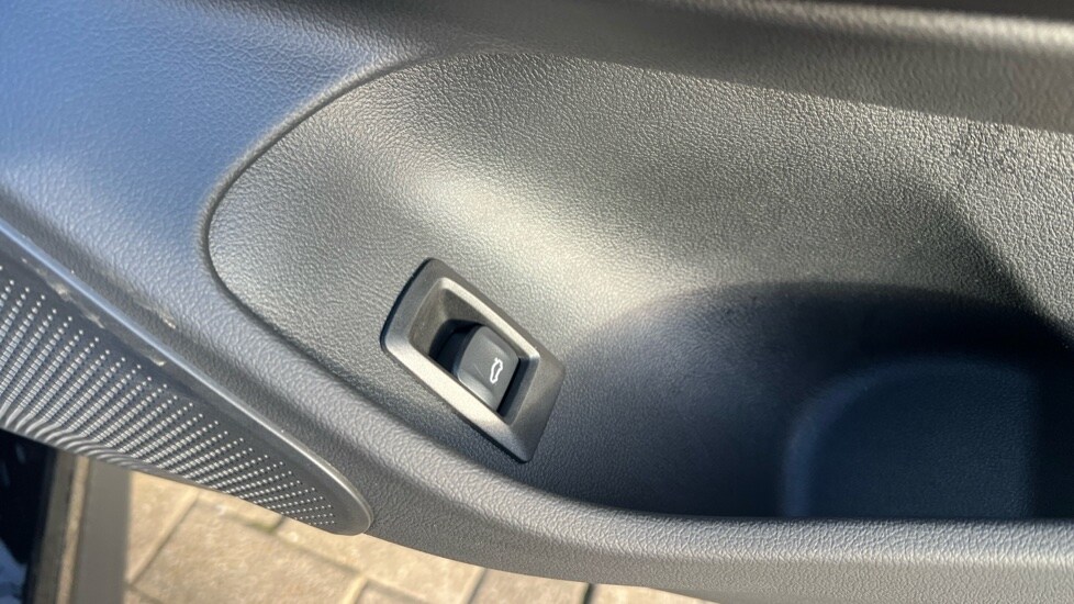 Used BMW i4 2025 for sale - 76501544: Photo 54