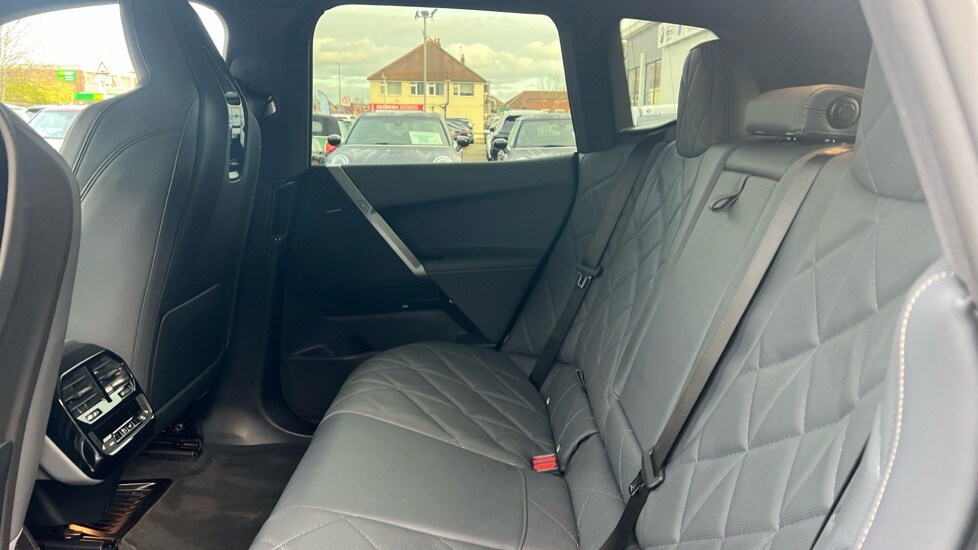 Used BMW iX 2025 for sale - 76966711: Photo 12