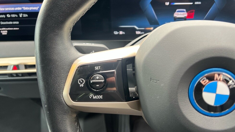 Used BMW iX 2022 for sale - 76372892: Photo 17