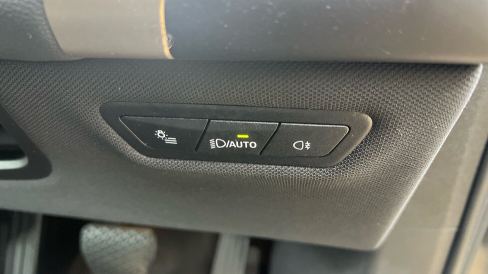 Used BMW iX 2022 for sale - 76372892: Photo 35