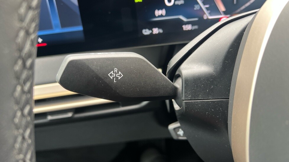 Used BMW iX 2022 for sale - 76372892: Photo 55