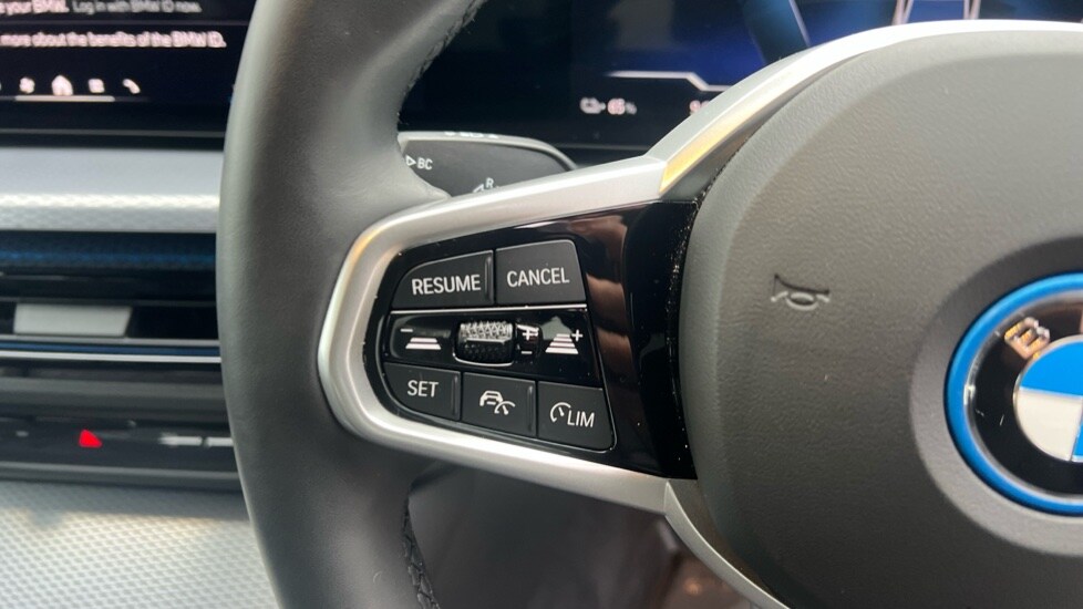 Used BMW i4 2025 for sale - 76244445: Photo 17