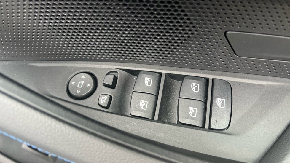 Used BMW i4 2025 for sale - 76244445: Photo 31
