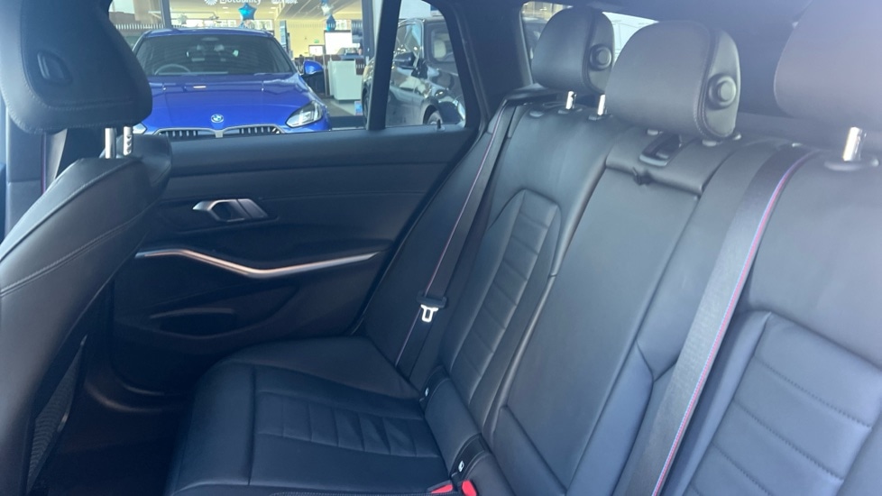 Used BMW 3 Series 2023 for sale - 76635704: Photo 12