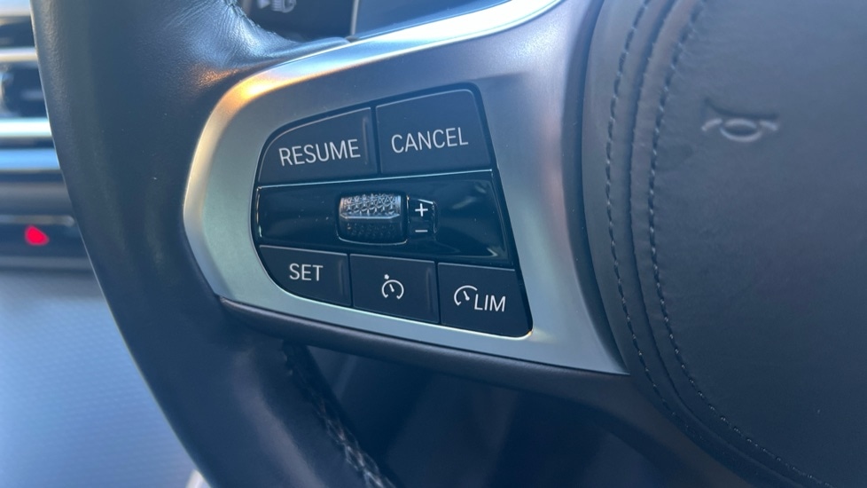 Used BMW 3 Series 2023 for sale - 76635704: Photo 32