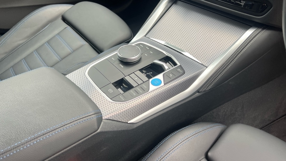 Used BMW i4 2025 for sale - 76244429: Photo 10