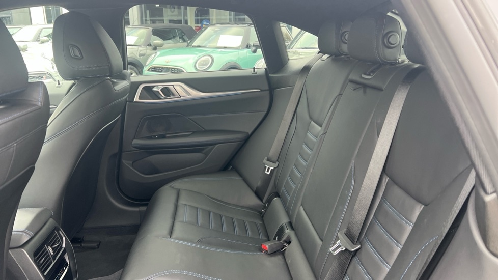 Used BMW i4 2025 for sale - 76244429: Photo 12