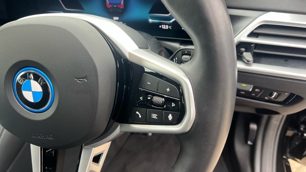 Used BMW i4 2025 for sale - 76244429: Photo 18