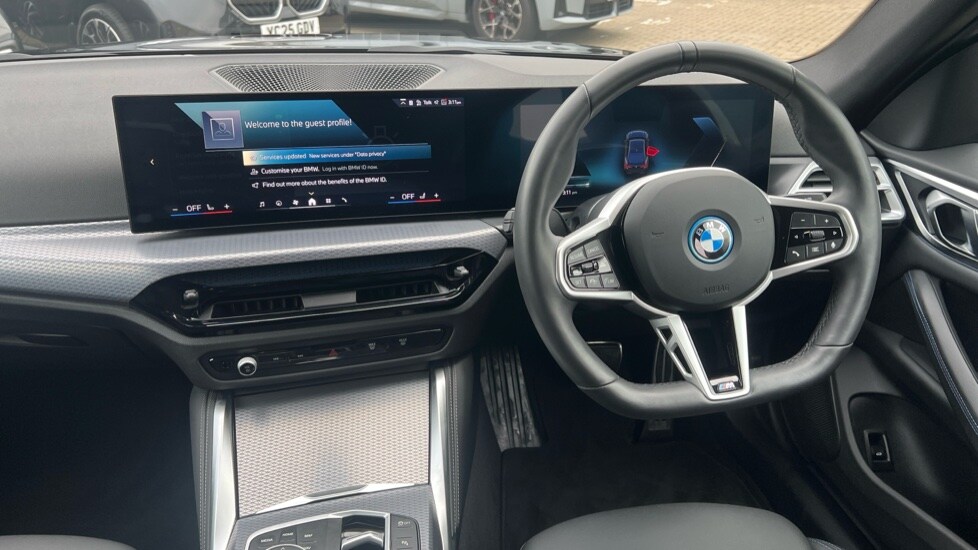 Used BMW i4 2025 for sale - 76244429: Photo 5