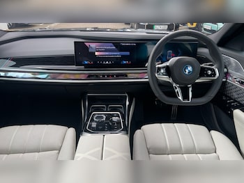 Used BMW i7 2025 for sale - 75984721: Photo