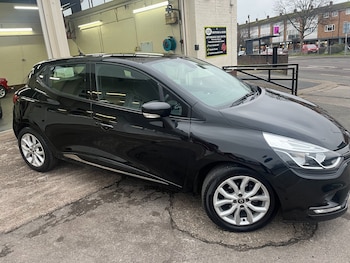 Used Renault Clio 2018 for sale - 77034510: Photo