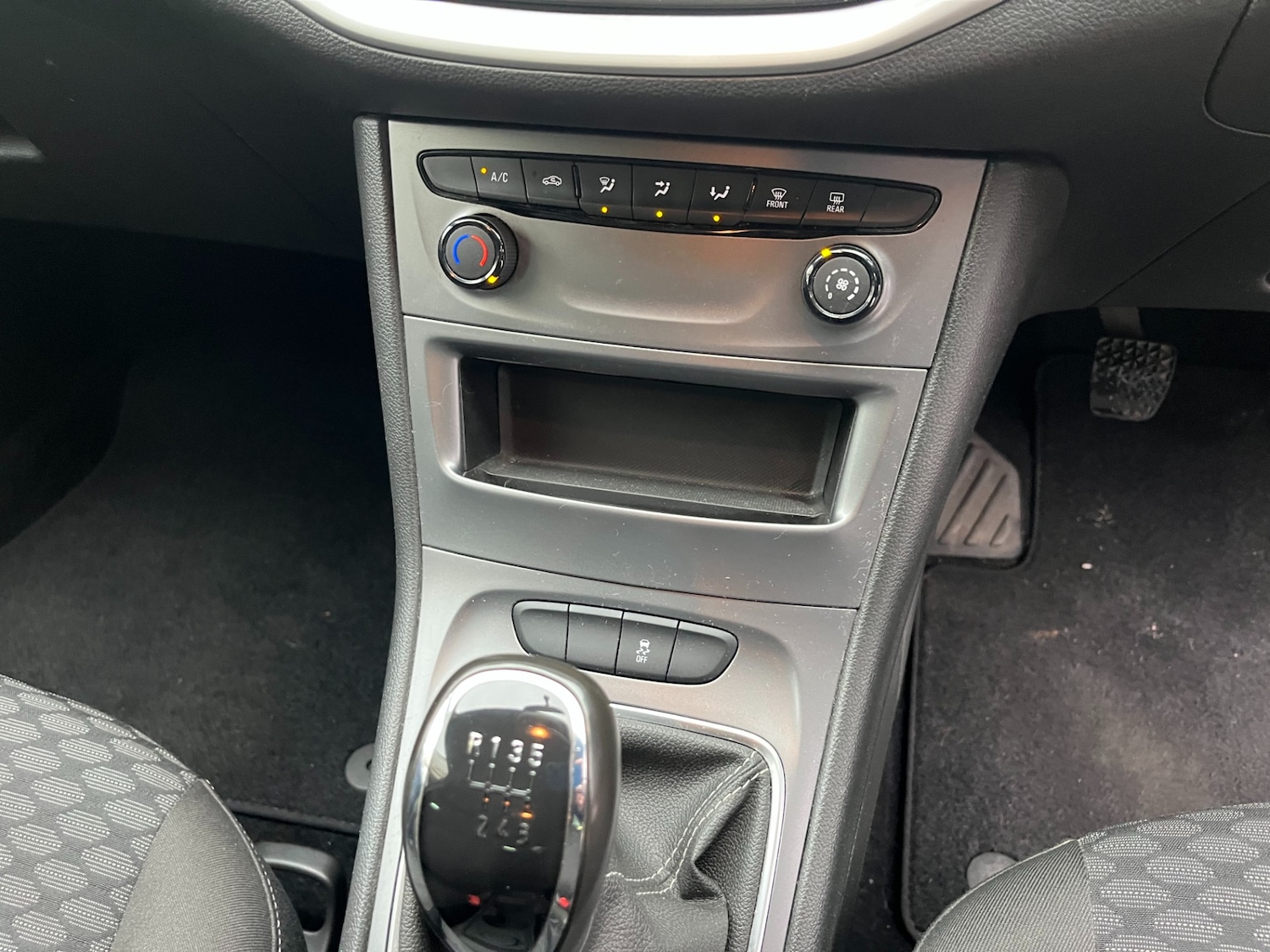 Used Vauxhall Astra 2019 for sale - 77516445: Photo 12