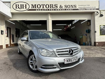 Used Mercedes-Benz C-Class 2014 for sale - 75558540: Photo