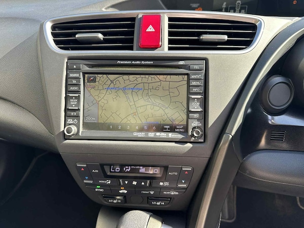 Used Honda Civic 2014 for sale - 76181584: Photo 11