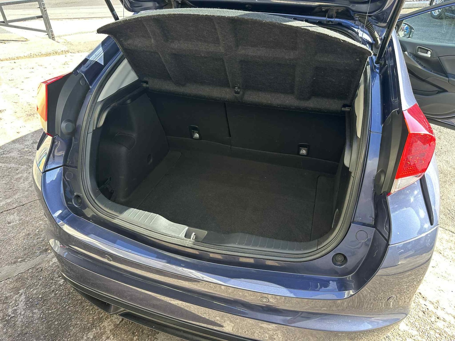 Used Honda Civic 2014 for sale - 76181584: Photo 17