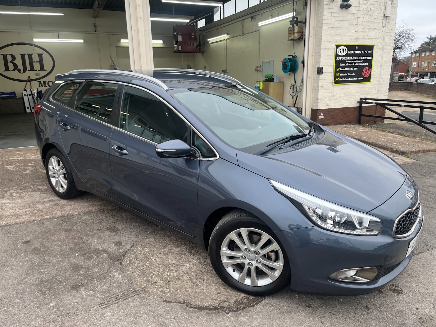 Used Kia Ceed 2013 for sale - 77045692: Photo 2