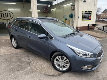 Used Kia Ceed 2013 for sale - 77045692: Photo