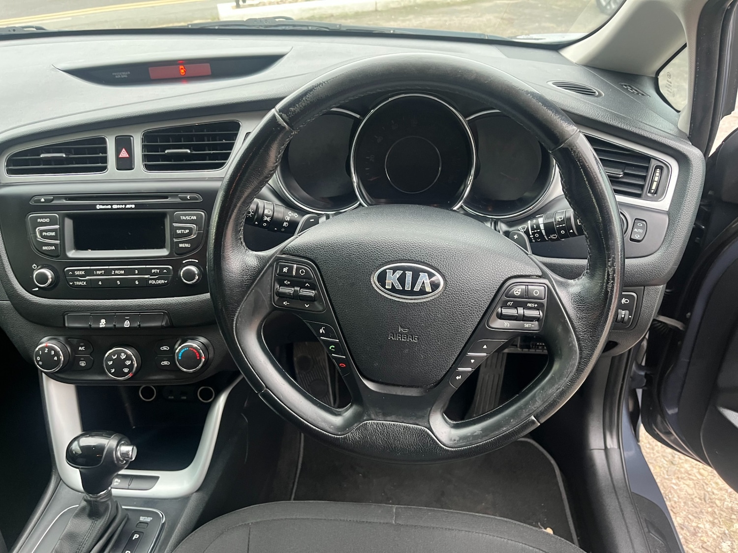Used Kia Ceed 2013 for sale - 77045692: Photo 9