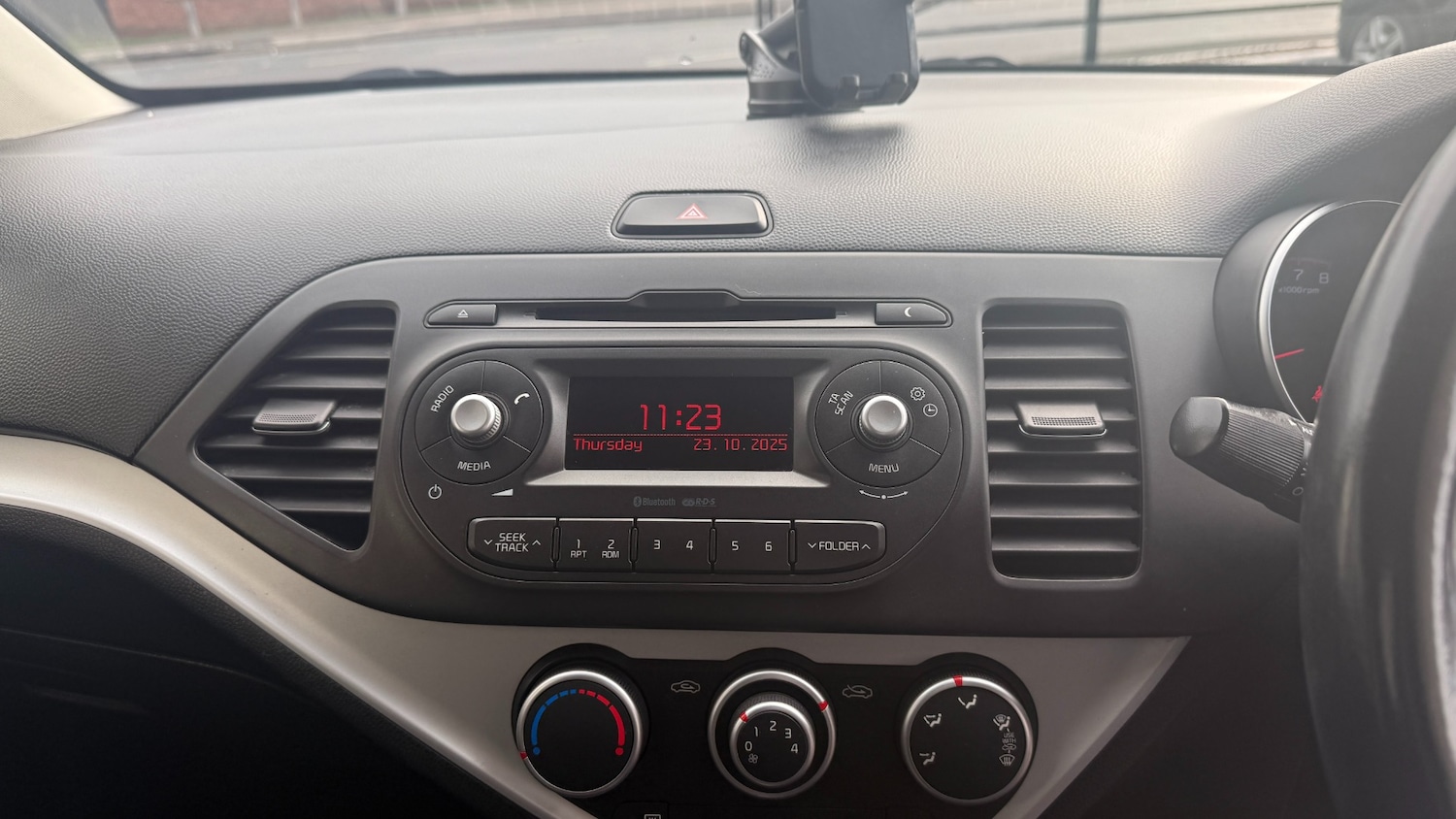 Used Kia Picanto 2015 for sale - 76355012: Photo 10