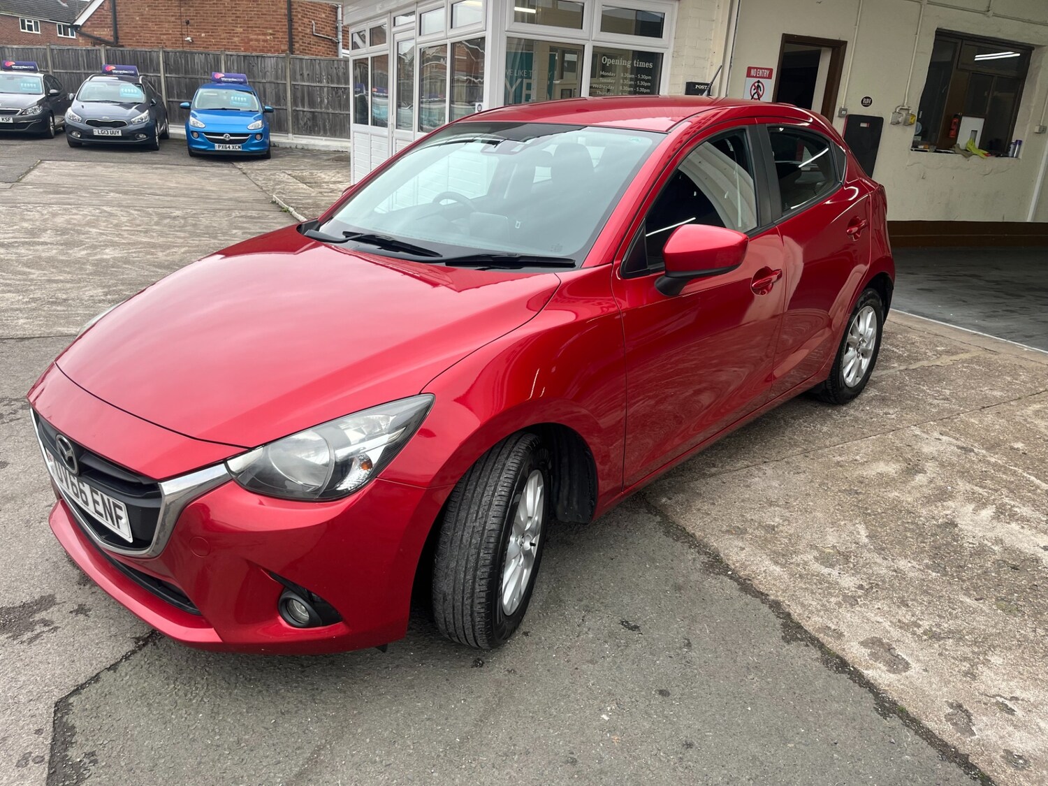 Used Mazda Mazda2 2016 for sale - 77590361: Photo 8