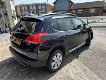 Used Peugeot 2008 2014 for sale - 74950238: Photo