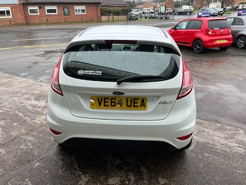 Used Ford Fiesta 2015 for sale - 77208626: Photo