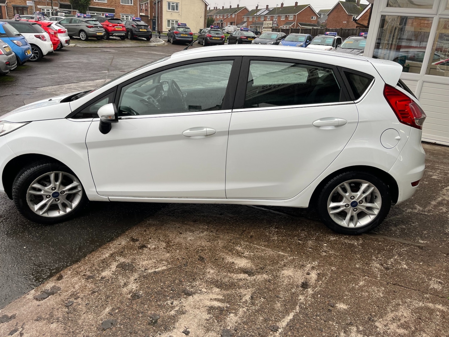 Used Ford Fiesta 2015 for sale - 77208626: Photo 6