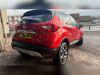 Used Renault Captur 2016 for sale - 76737911: Photo
