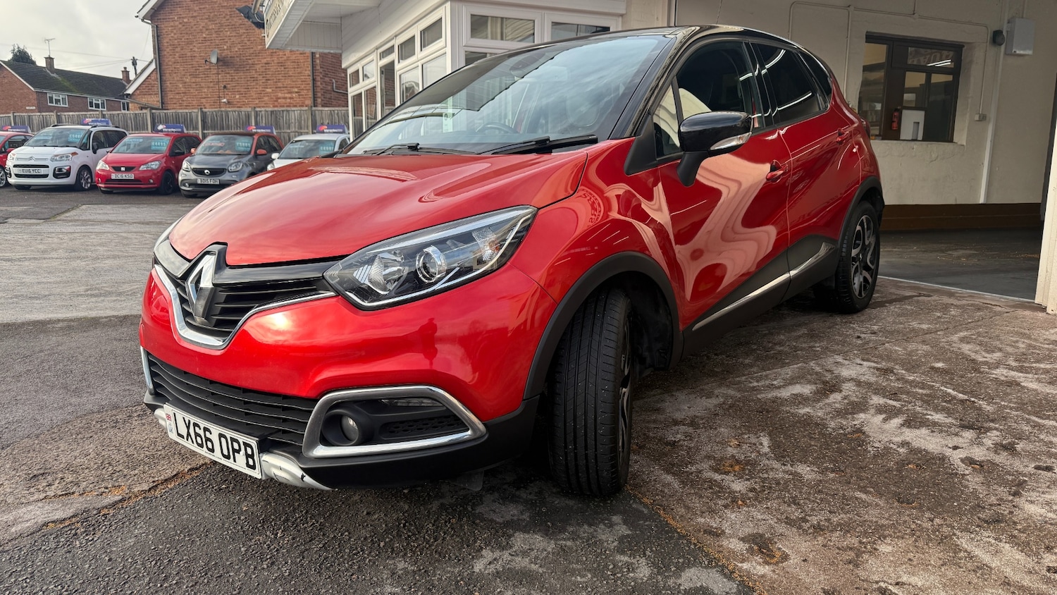 Used Renault Captur 2016 for sale - 76737911: Photo 4