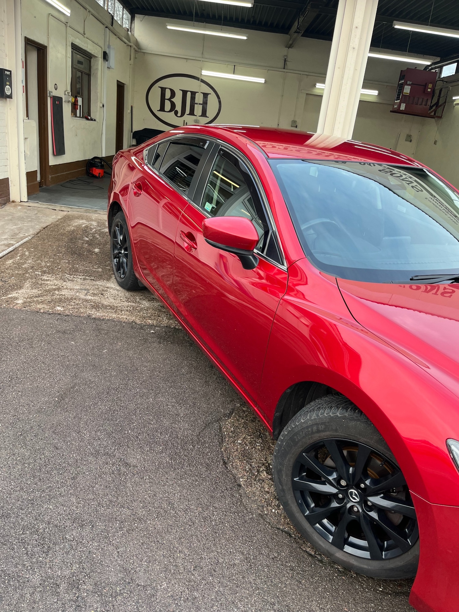 Used Mazda Mazda6 2016 for sale - 76958846: Photo 2