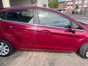 Used Ford Fiesta 2010 for sale - 78456562: Photo