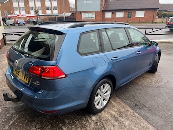 Used Volkswagen Golf 2015 for sale - 77245643: Photo