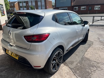 Used Renault Clio 2019 for sale - 78452888: Photo