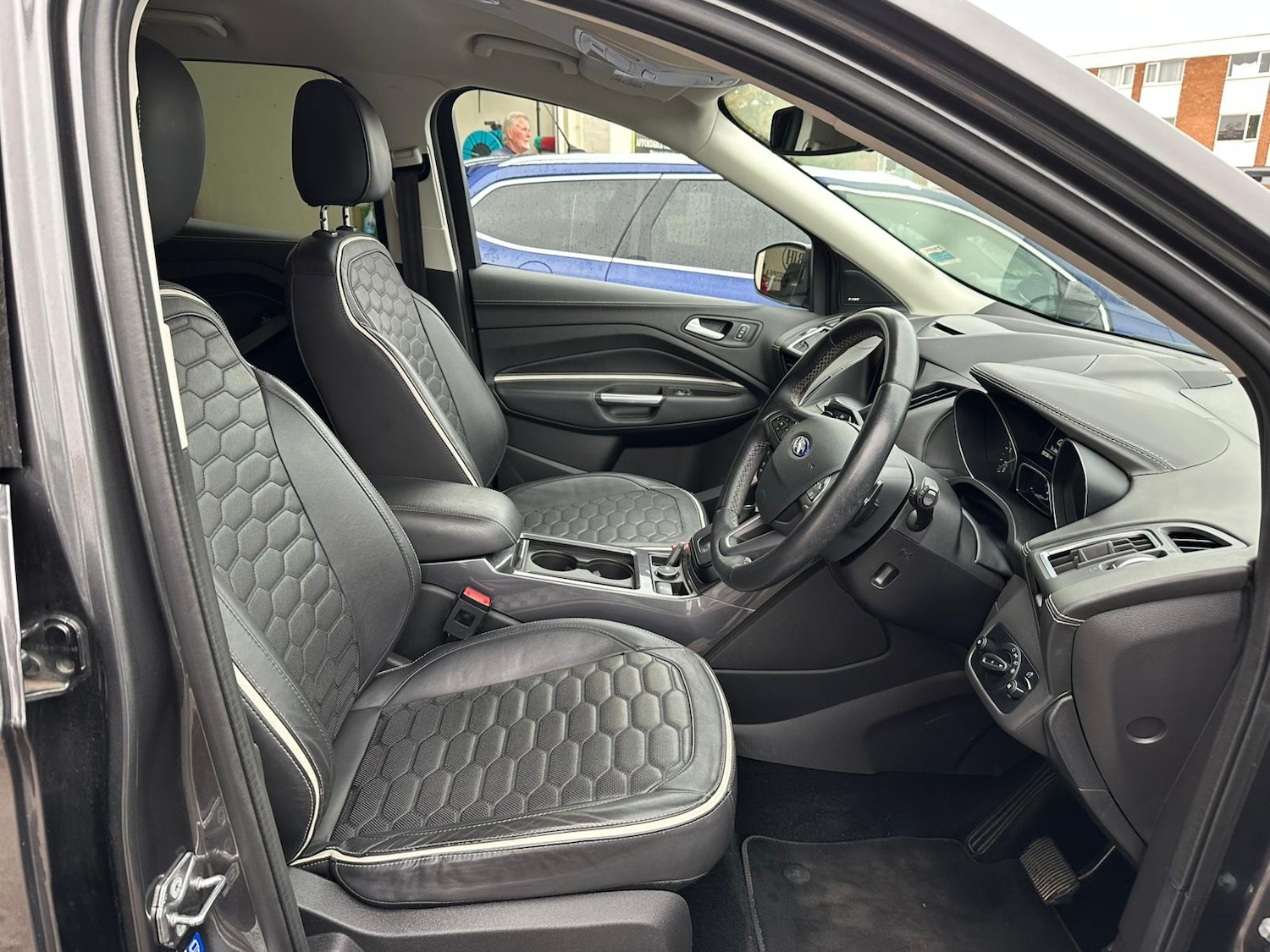 Used Ford Kuga 2017 for sale - 76263565: Photo 4