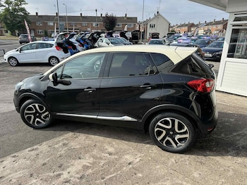 Used Renault Captur 2015 for sale - 75566807: Photo
