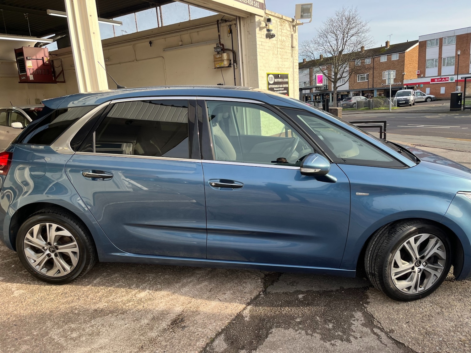Used Citroen C4 Picasso 2014 for sale - 78210272: Photo 3