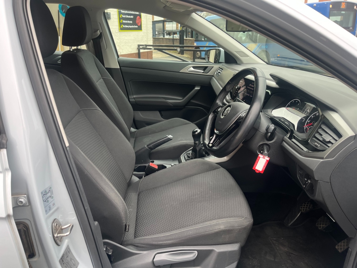 Used Volkswagen Polo 2018 for sale - 77915389: Photo 12